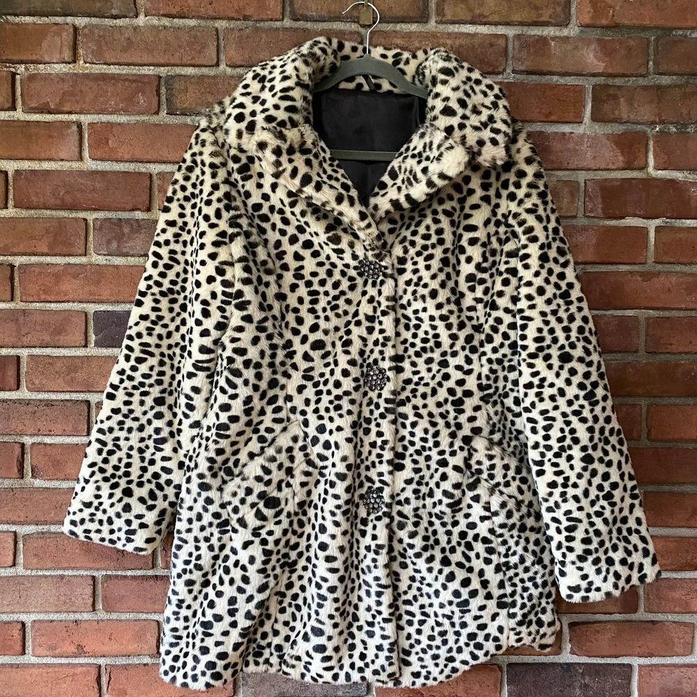 Leopard Print Snap Closure Faux Fur Jacket